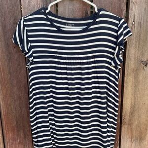 **NWT** Loft Blue & White Striped Blouse. Seize Medium